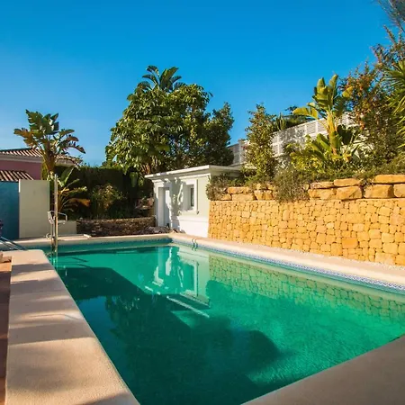 Yoko - Plusholidays *