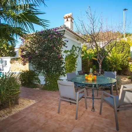 Yoko - Plusholidays * Calp