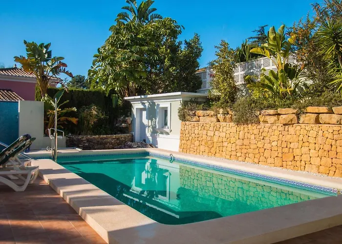 Yoko - Plusholidays *