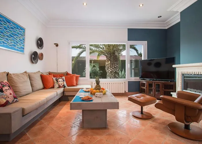 Yoko - Plusholidays *