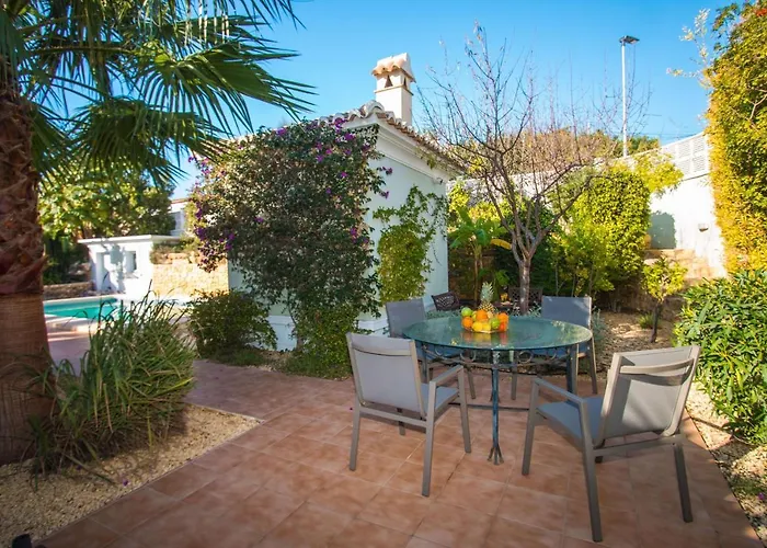 Yoko - Plusholidays * Calp