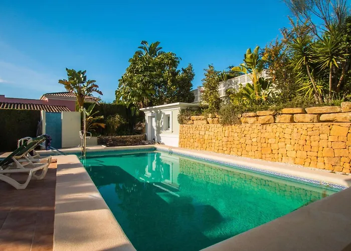 Yoko - Plusholidays *